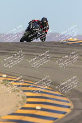 media/Sep-25-2023-Moto Forza (Mon) [[81ffa65e0a]]/A Group/Session 2 (Turns 9 and 10)/